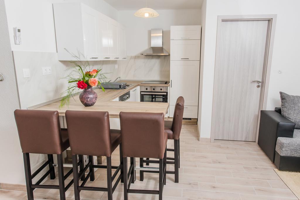 Apartment Grabovac คาชเตลา ห้อง รูปภาพ