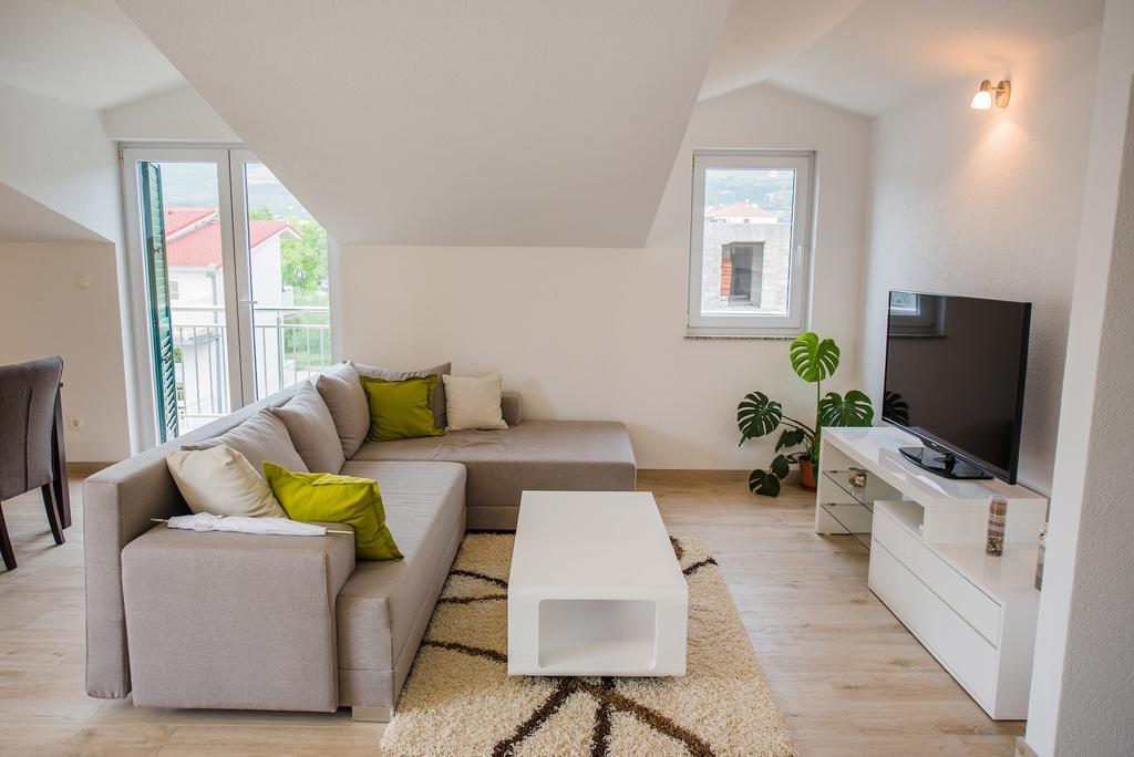 Apartment Grabovac คาชเตลา ภายนอก รูปภาพ