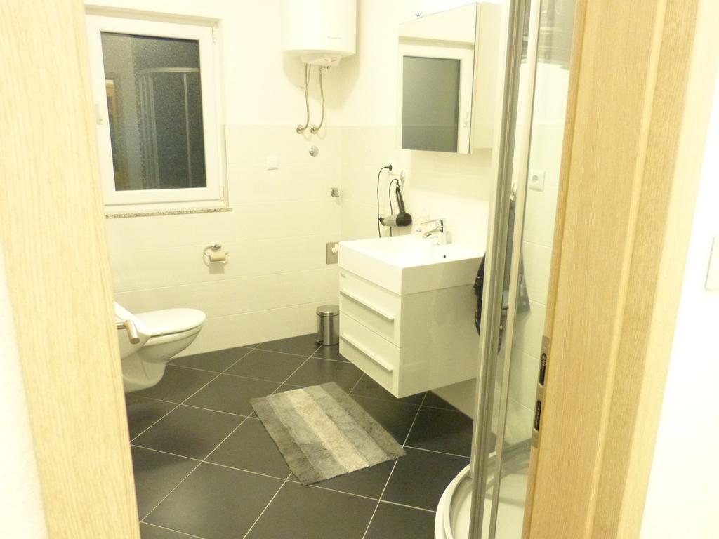 Apartment Grabovac คาชเตลา ภายนอก รูปภาพ