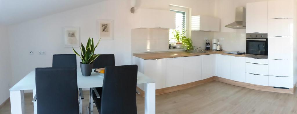Apartment Grabovac คาชเตลา ภายนอก รูปภาพ